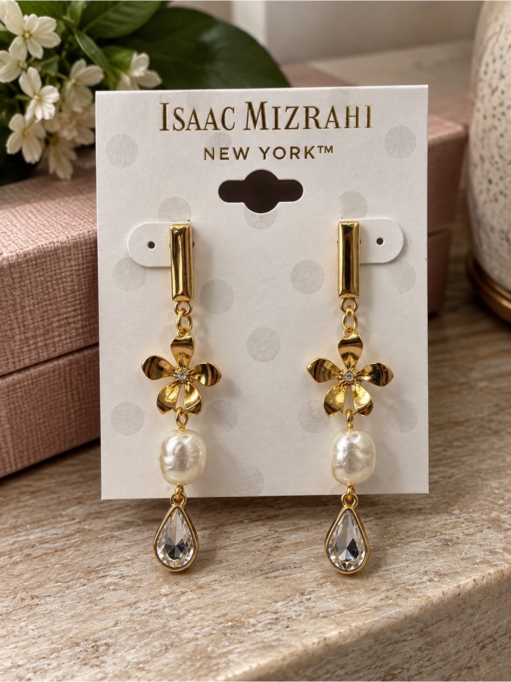 Isaac Mizrahi New York Floral Pearl Drop Earrings
(BR1616/6 ov)
